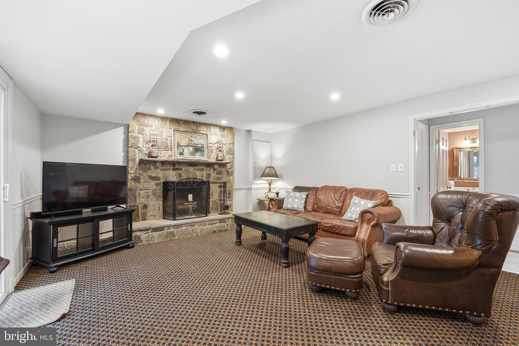 12112 WHIPPOORWILL LANE