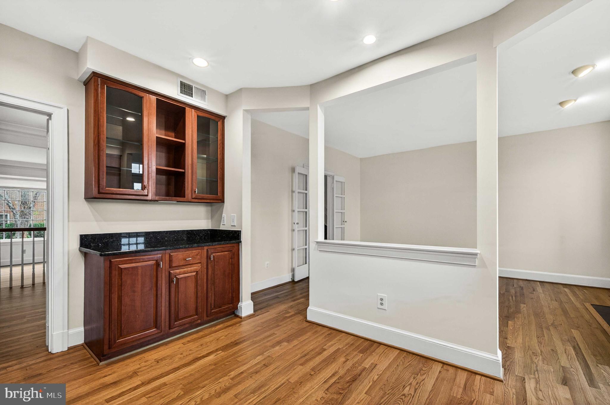 8016 QUARRY RIDGE WAY