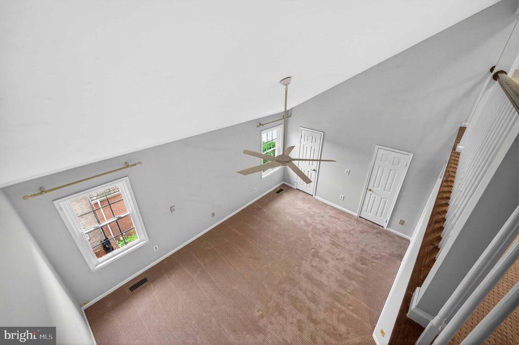 8016 QUARRY RIDGE WAY