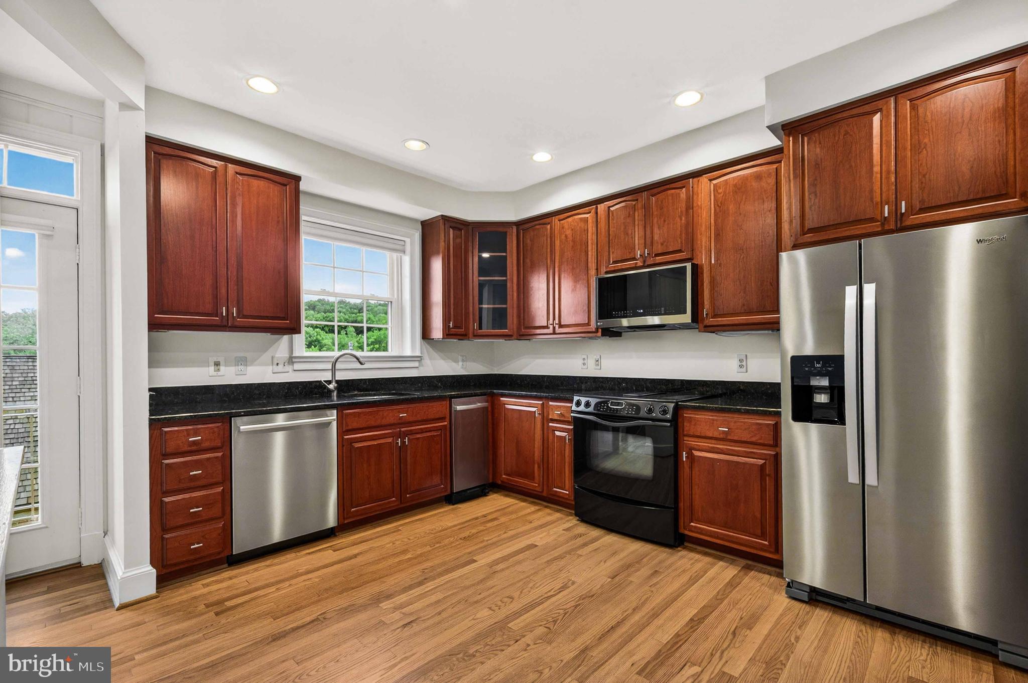 8016 QUARRY RIDGE WAY