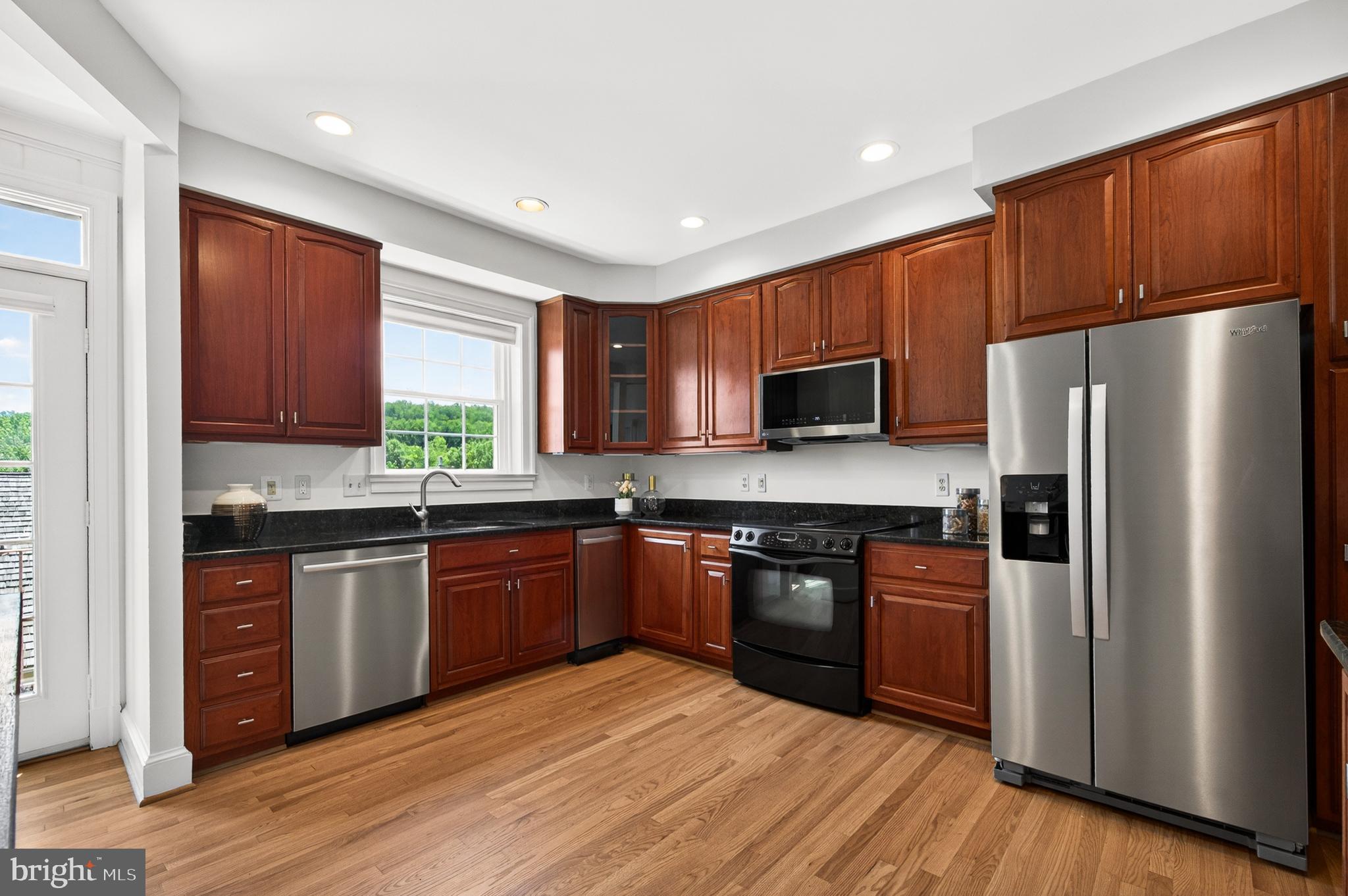 8016 QUARRY RIDGE WAY