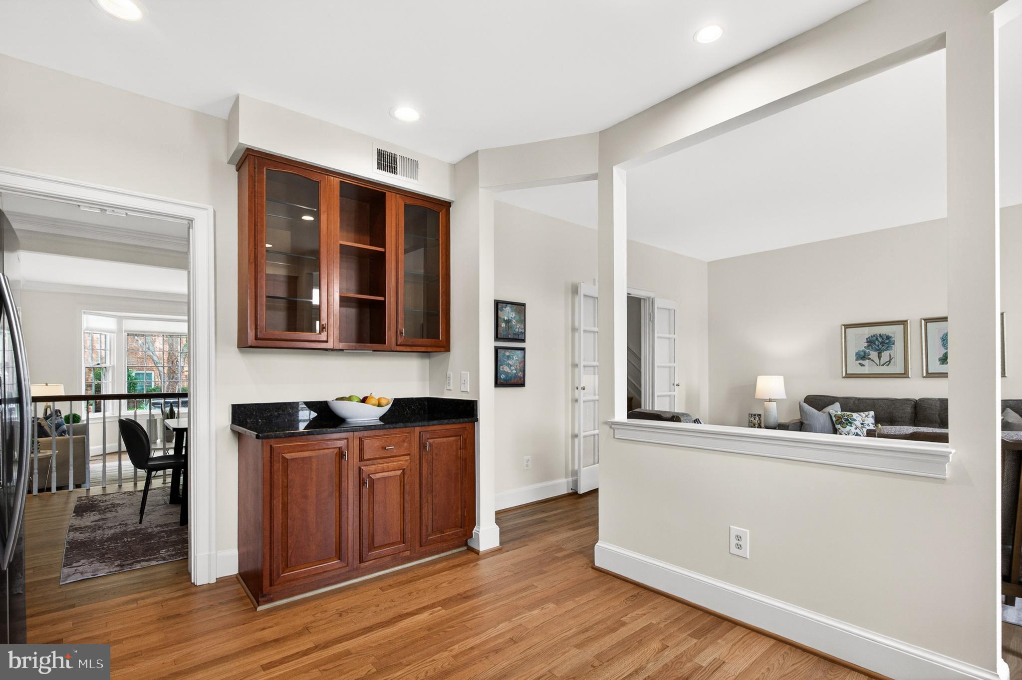 8016 QUARRY RIDGE WAY