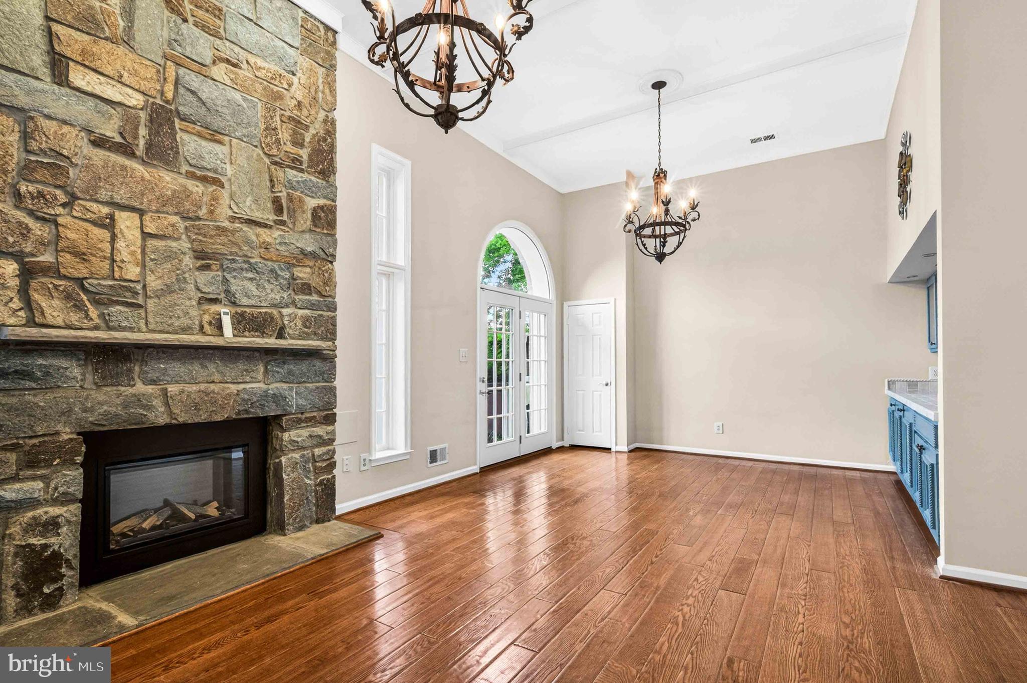 8016 QUARRY RIDGE WAY