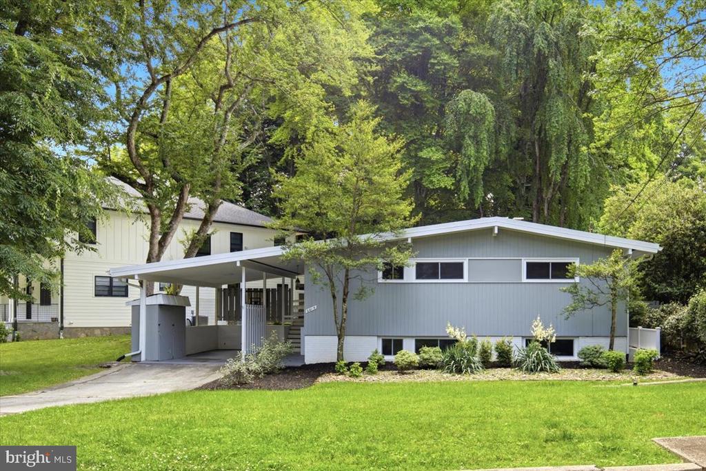 6614 MELODY LANE