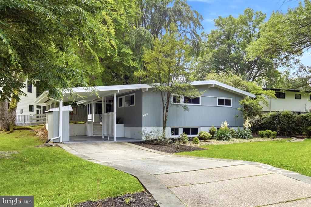 6614 MELODY LANE