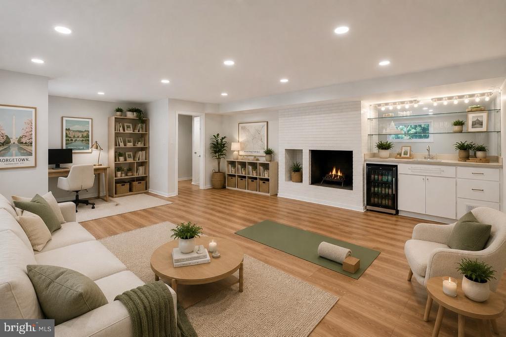 6614 MELODY LANE