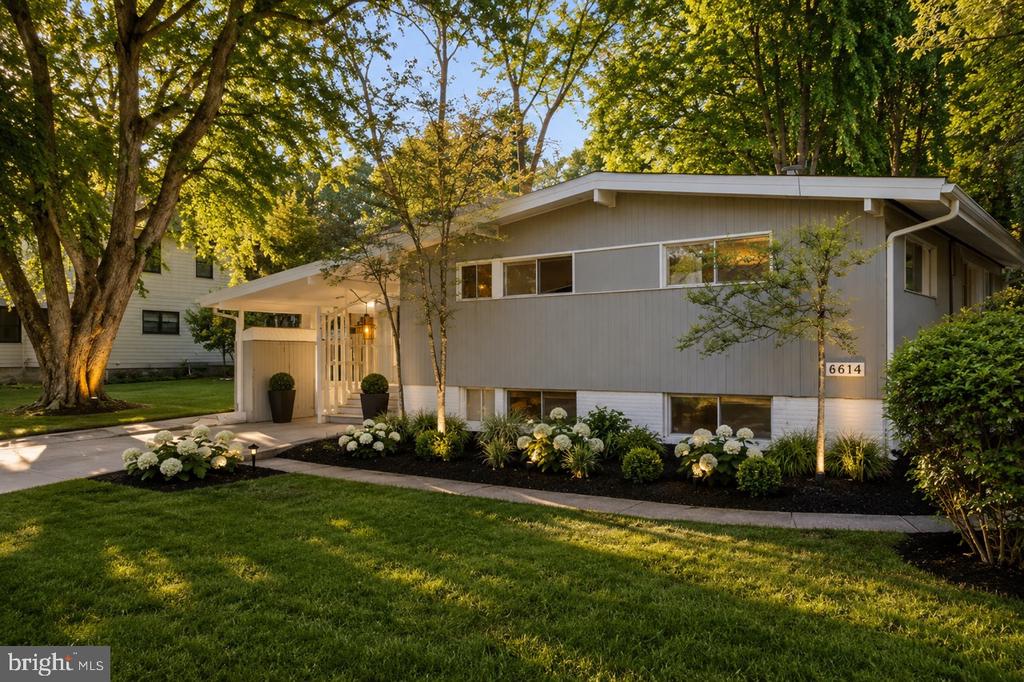 6614 MELODY LANE