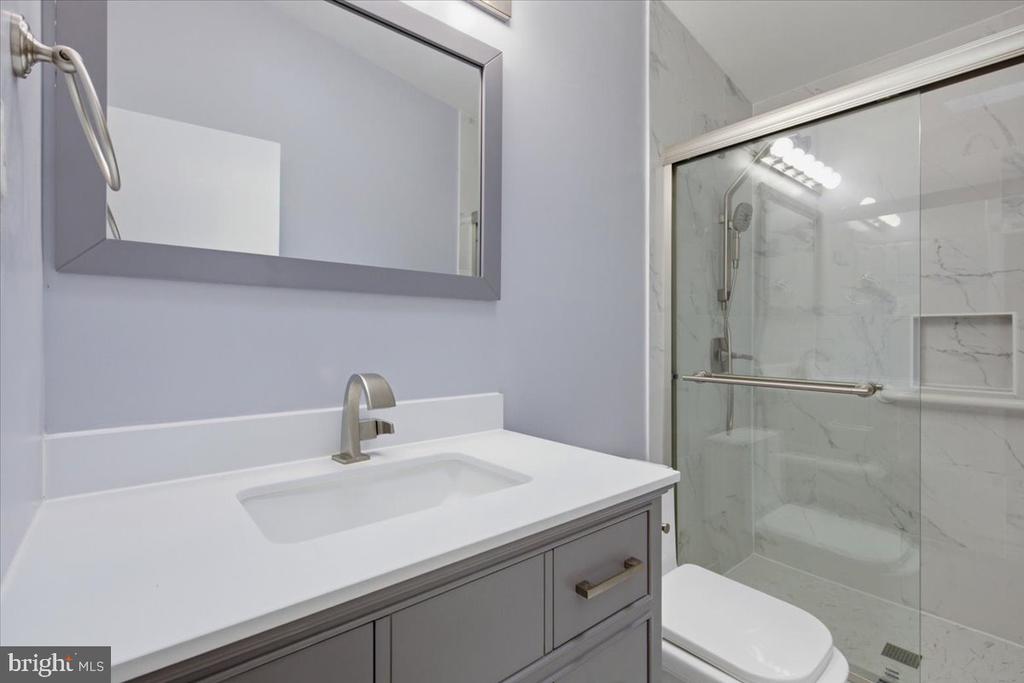 6614 MELODY LANE