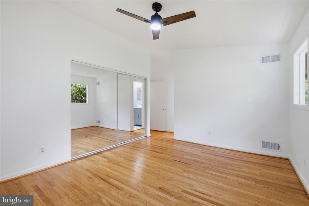 6614 MELODY LANE