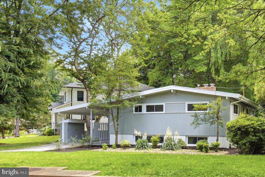 6614 MELODY LANE