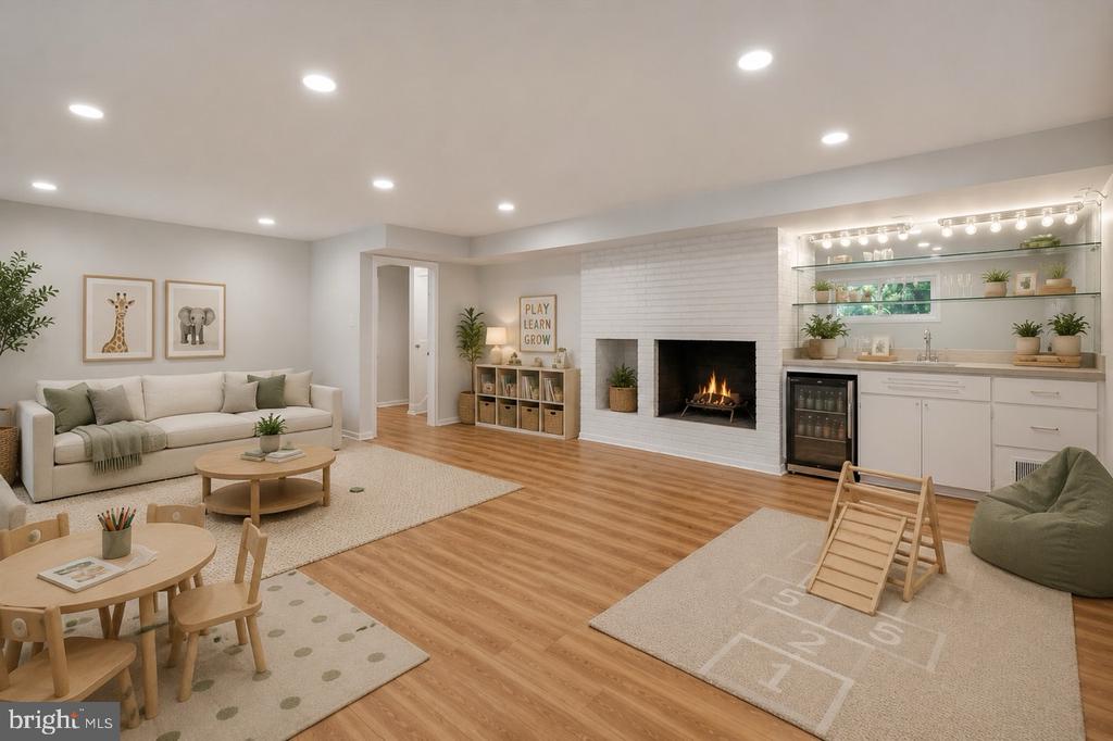 6614 MELODY LANE