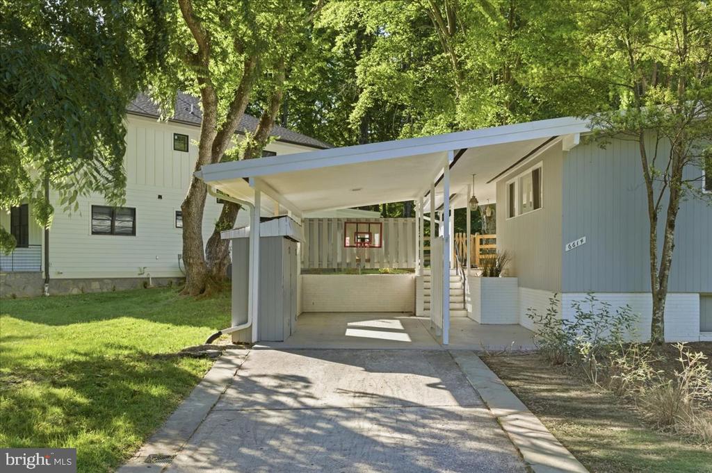 6614 MELODY LANE