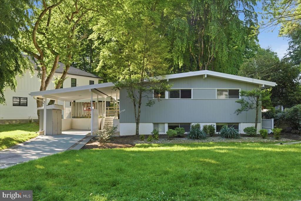 6614 MELODY LANE