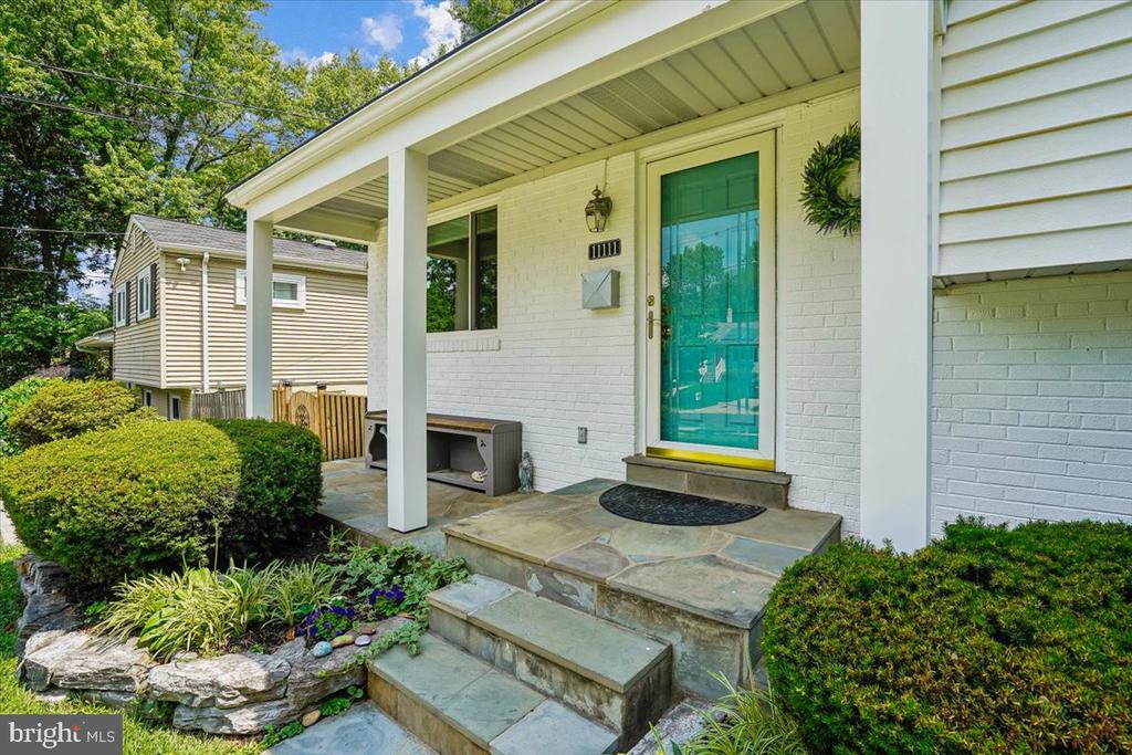 11111 LUND PLACE
