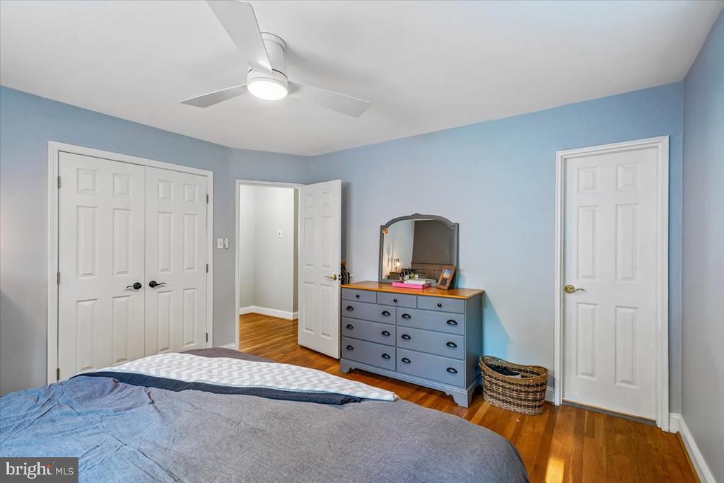 11111 LUND PLACE