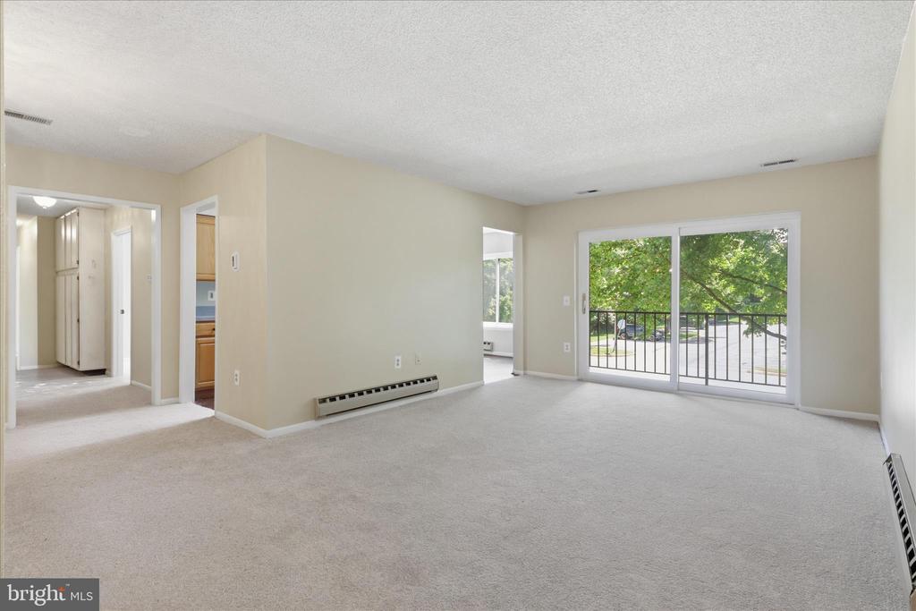 15300 PINE ORCHARD DRIVE 85-2E