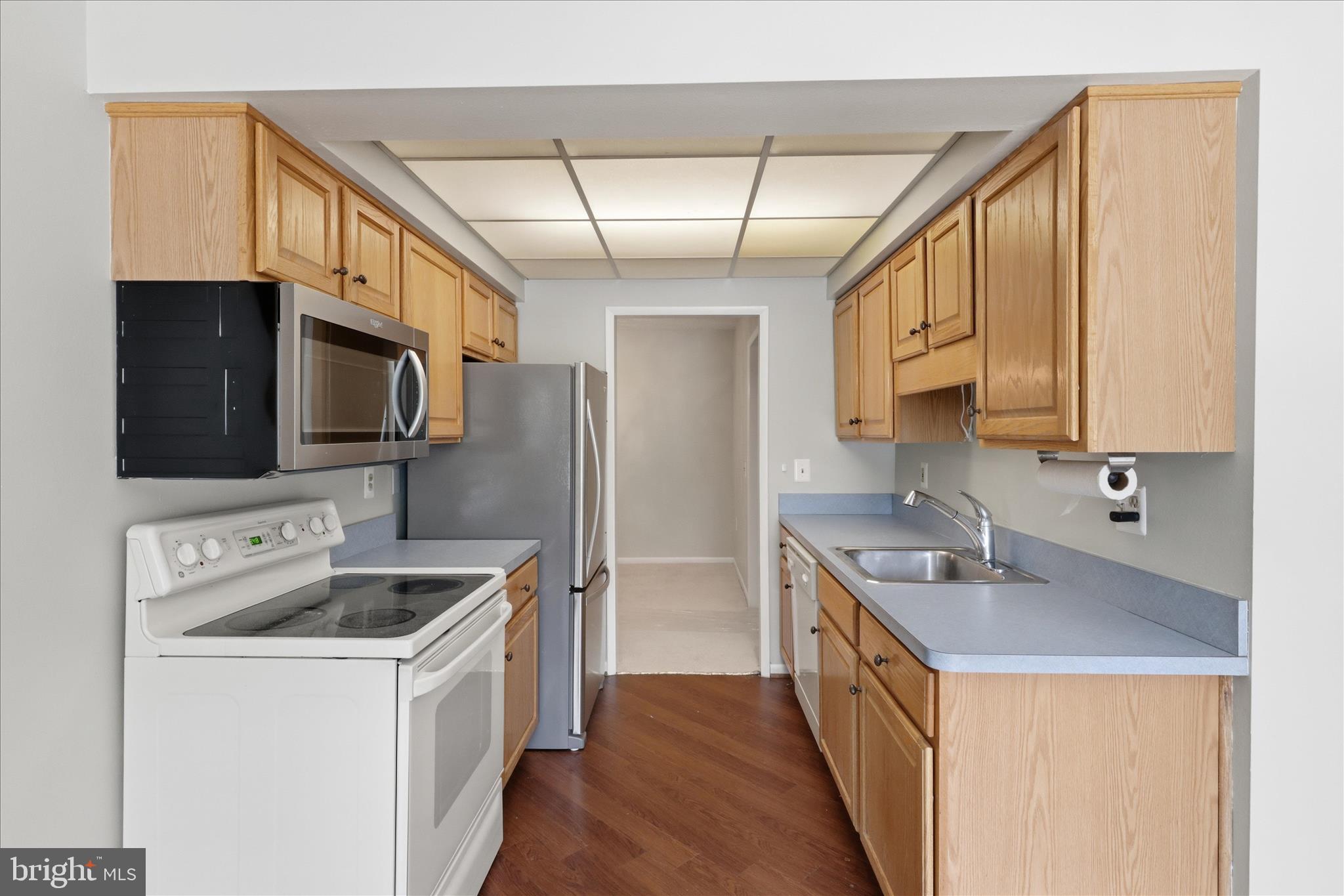 15300 PINE ORCHARD DRIVE 85-2E
