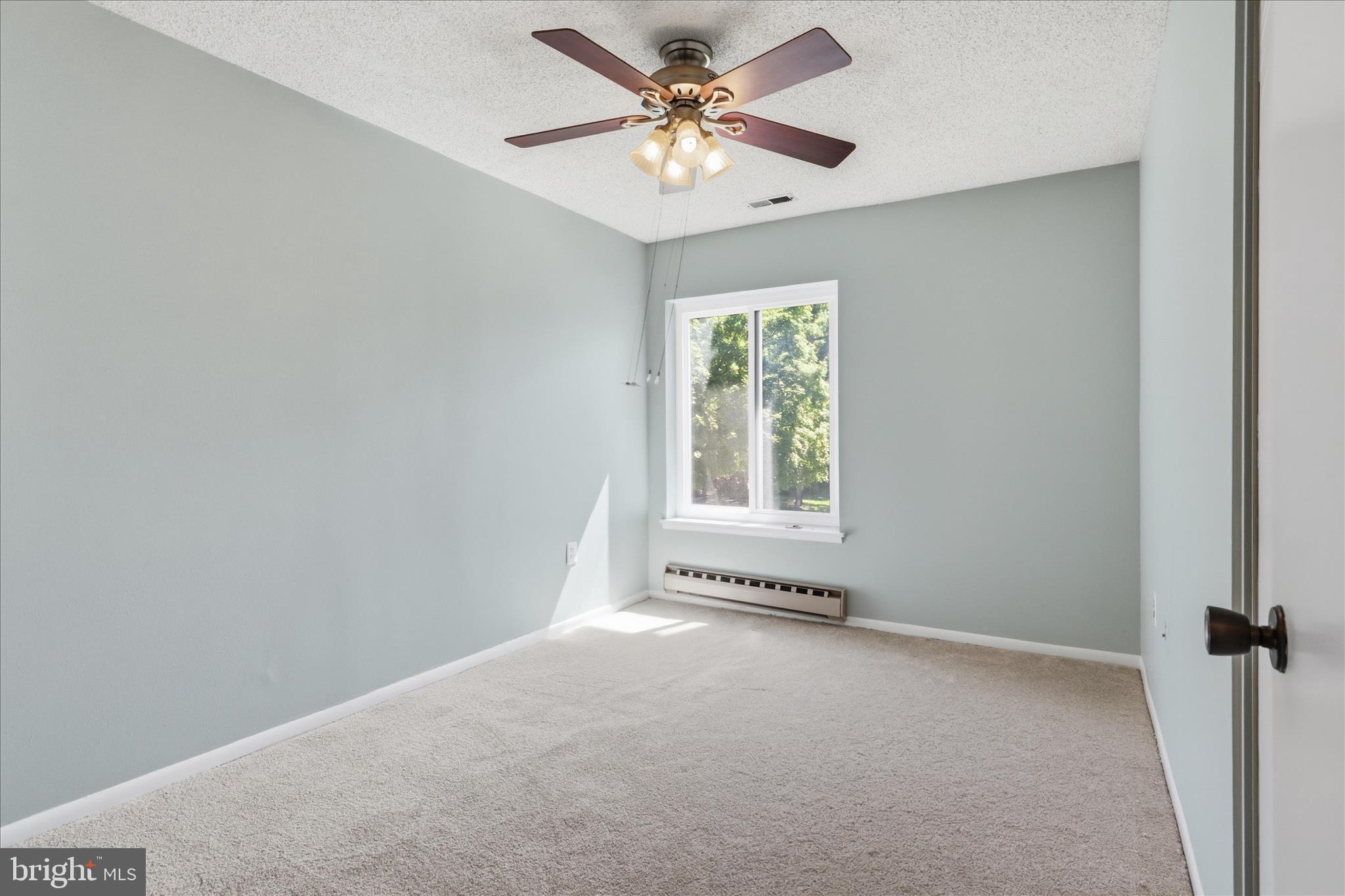15300 PINE ORCHARD DRIVE 85-2E