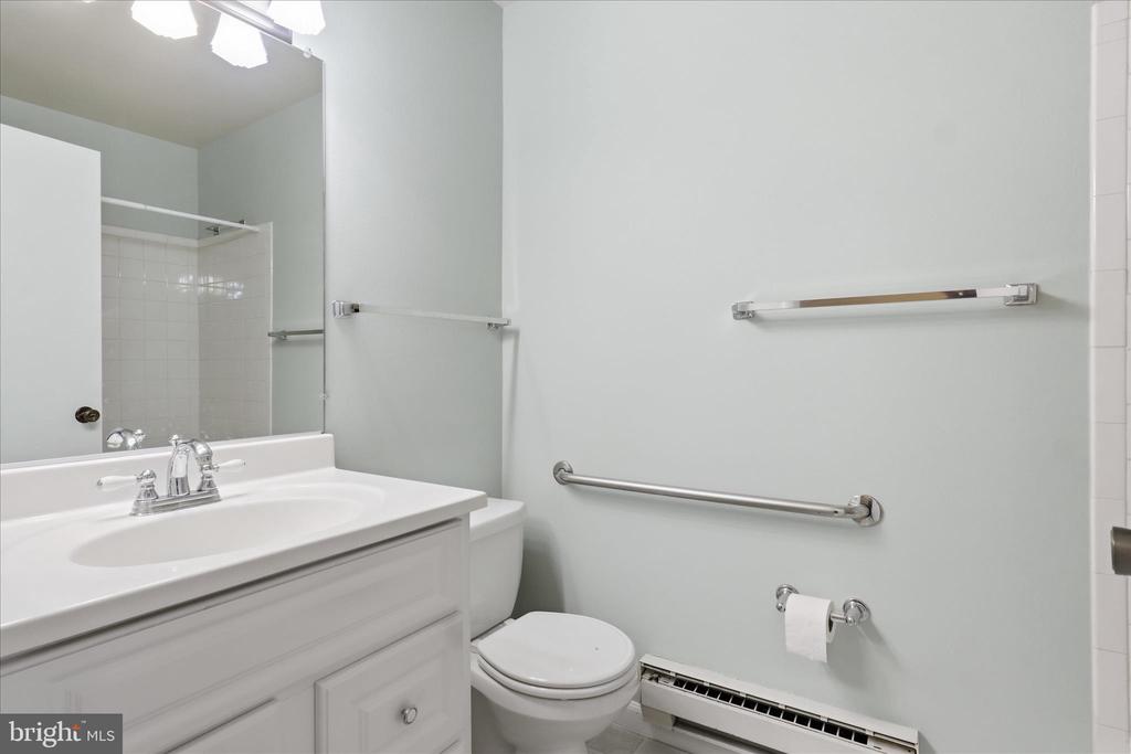 15300 PINE ORCHARD DRIVE 85-2E