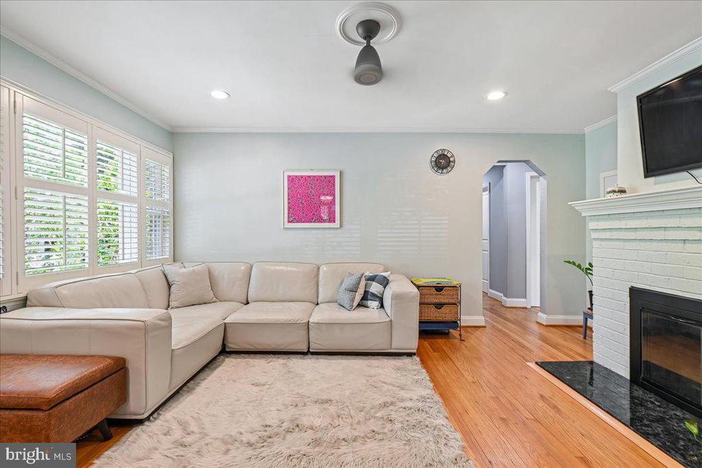 10211 BROOKMOOR DRIVE
