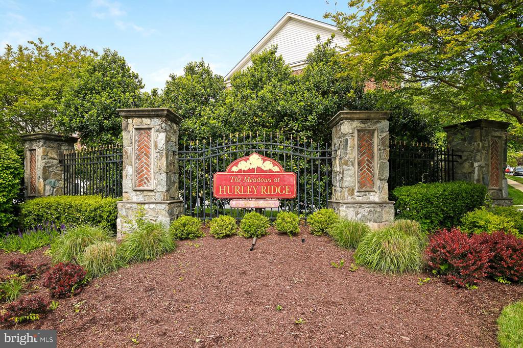 22172 FAIR GARDEN LANE