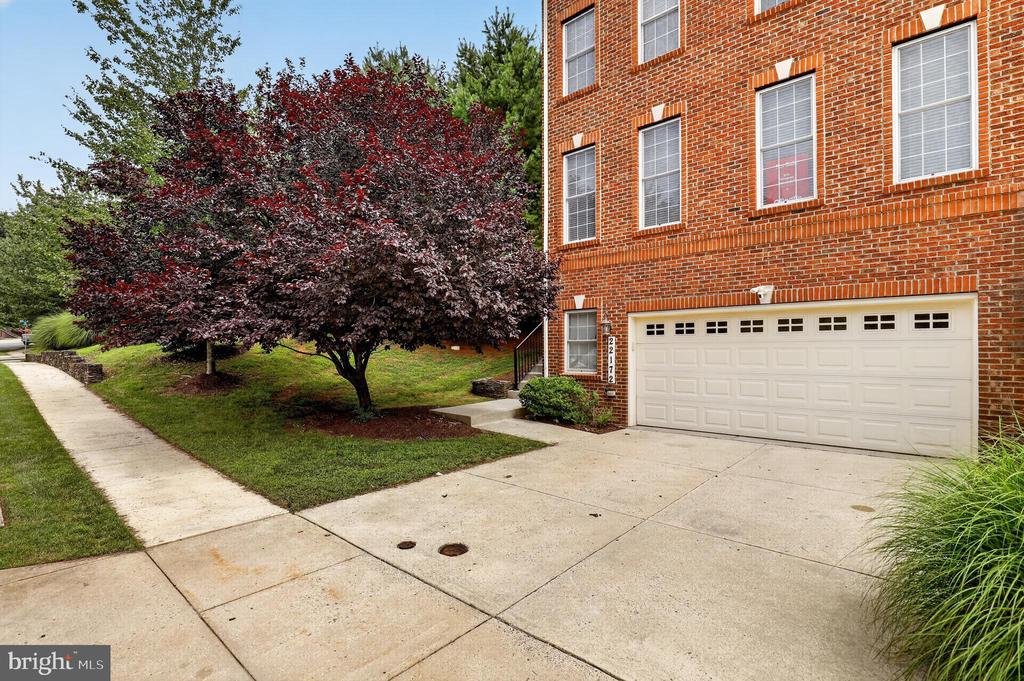 22172 FAIR GARDEN LANE