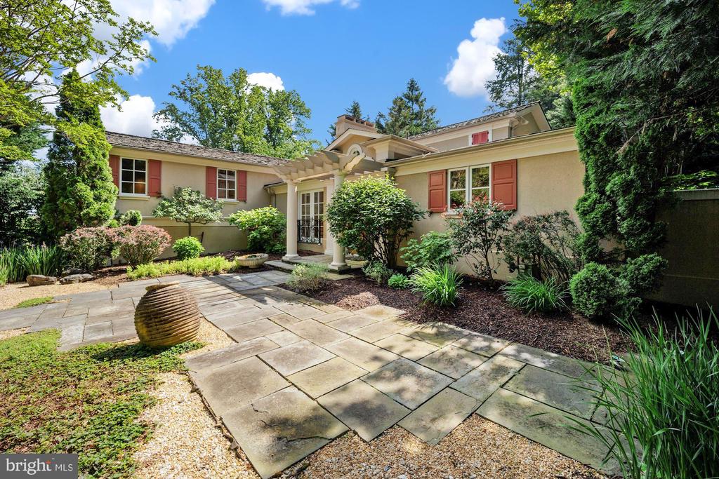 7711 BROOKVILLE ROAD