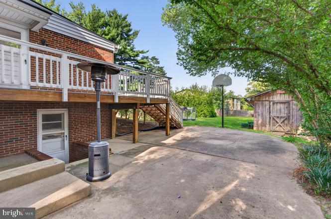 4 CEDAR AVENUE