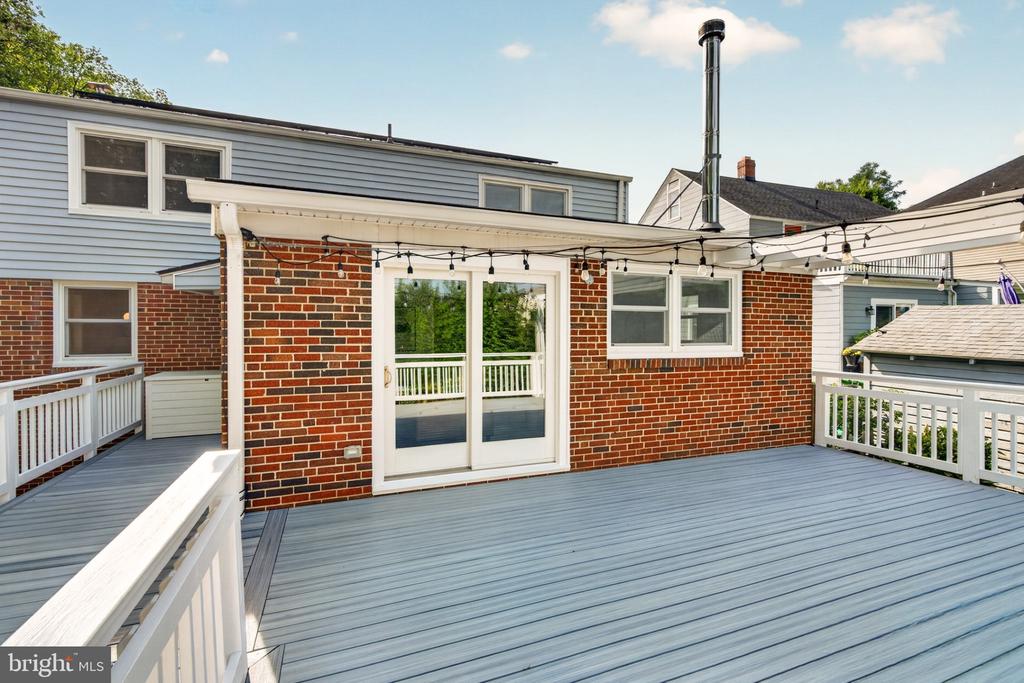 4 CEDAR AVENUE