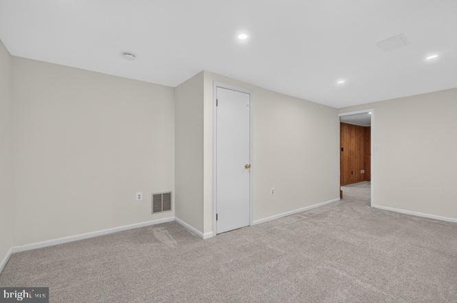 4 CEDAR AVENUE