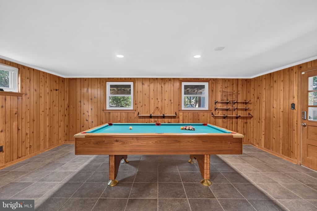 4 CEDAR AVENUE