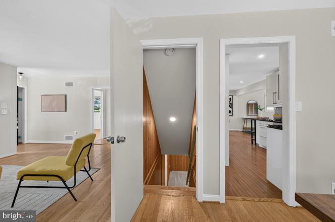 4 CEDAR AVENUE