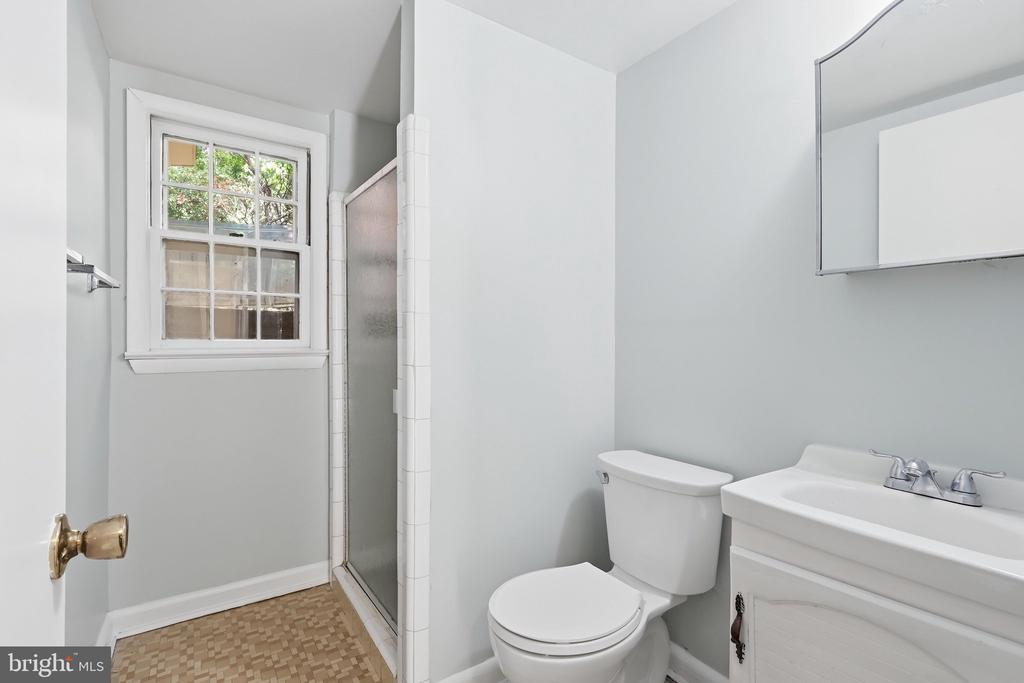 5823 OGDEN COURT