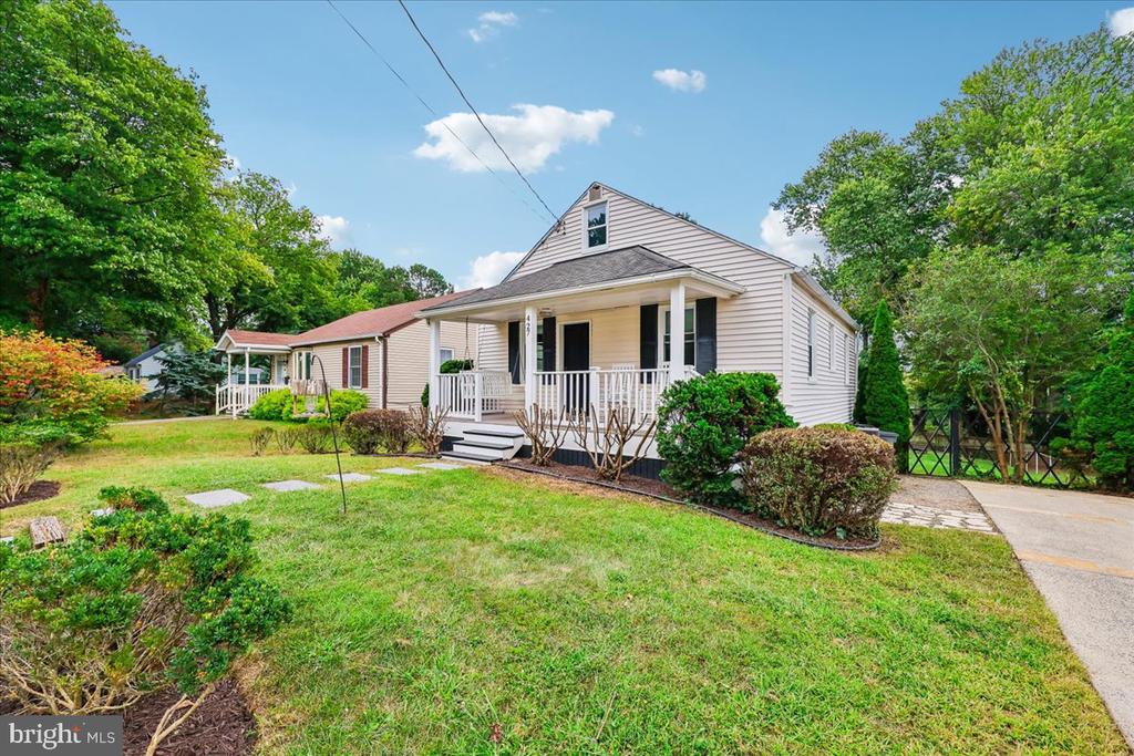 427 MCARTHUR DRIVE