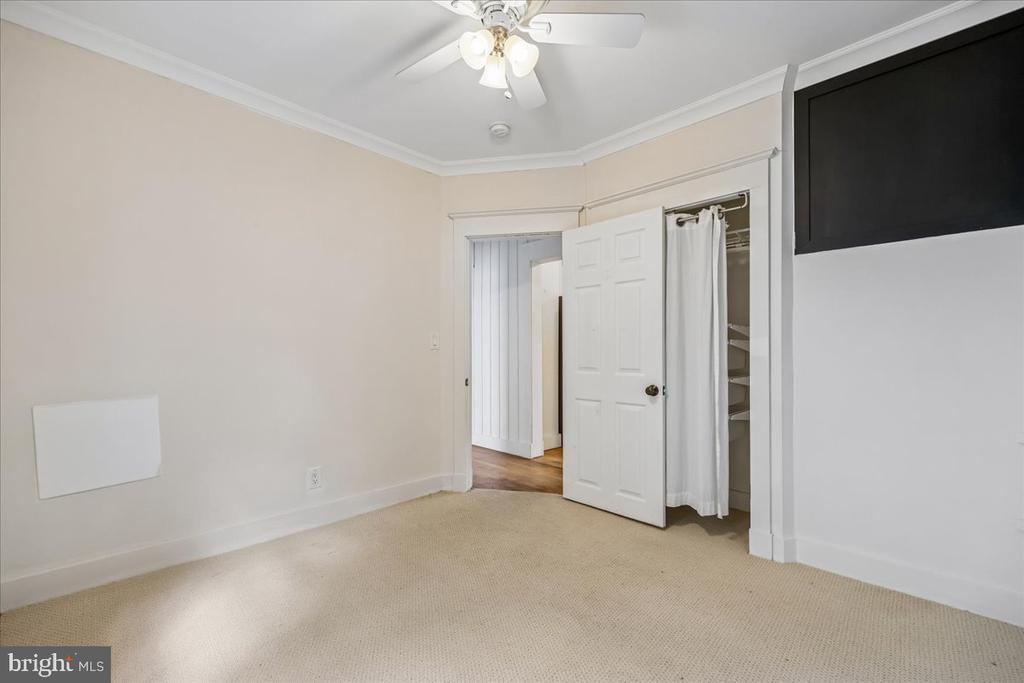 427 MCARTHUR DRIVE