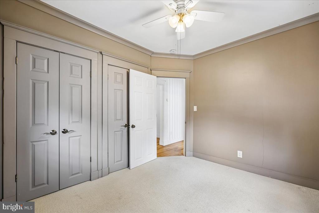 427 MCARTHUR DRIVE