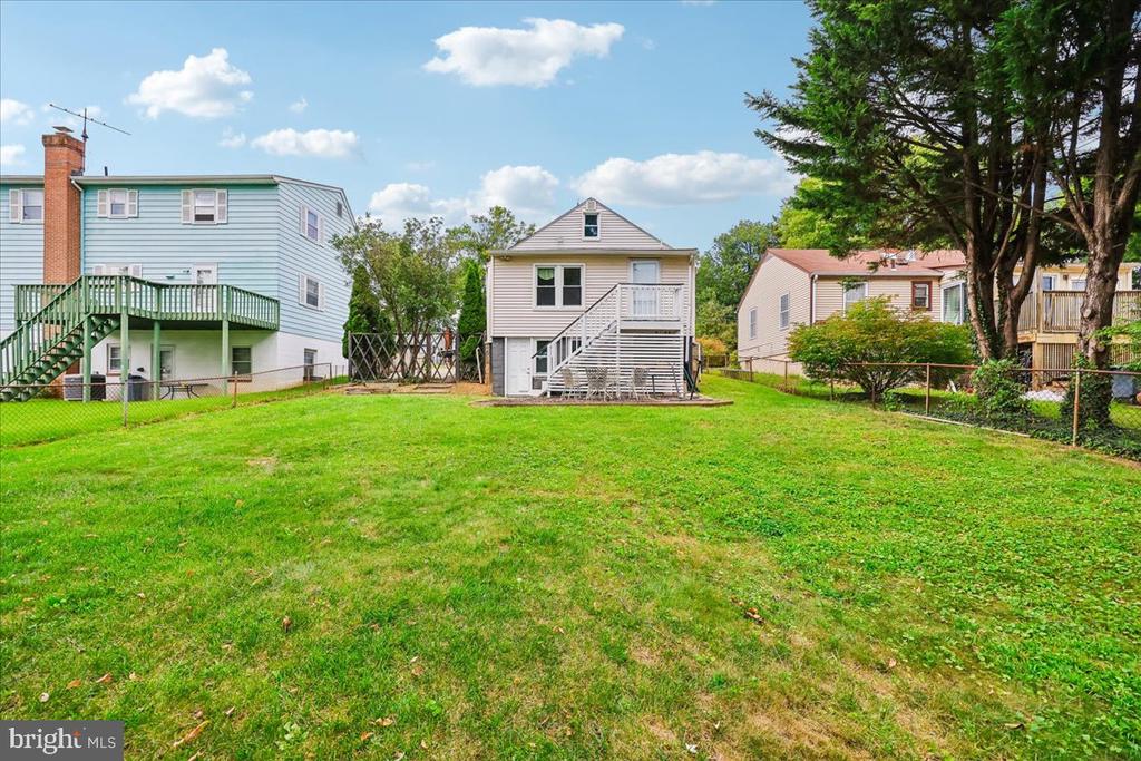 427 MCARTHUR DRIVE