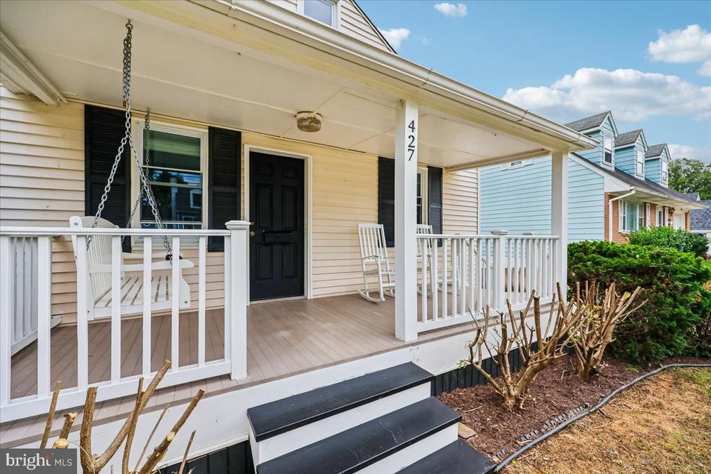 427 MCARTHUR DRIVE