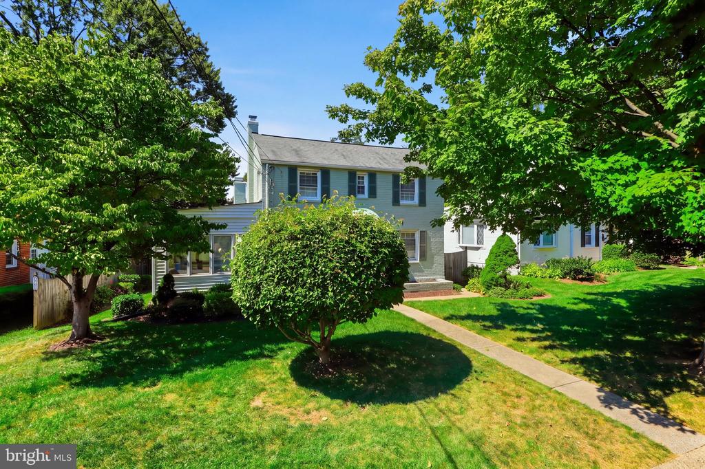 10010 RAYNOR ROAD
