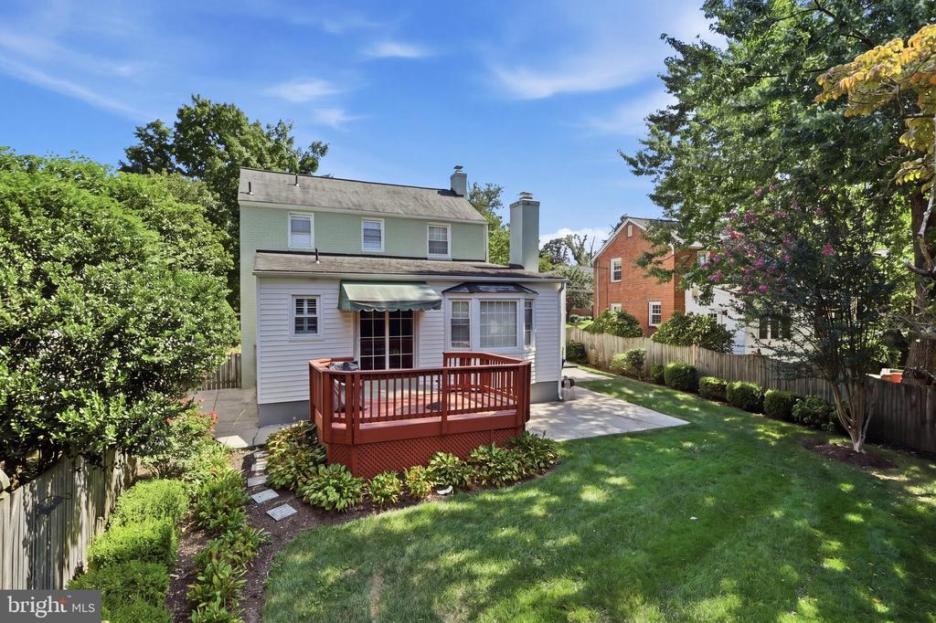 10010 RAYNOR ROAD