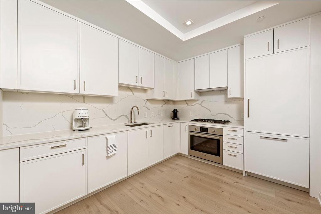 8551 CONNECTICUT AVENUE Unit: 207