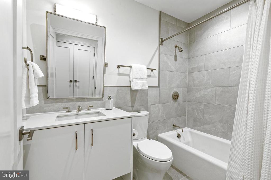 8551 CONNECTICUT AVENUE Unit: 207