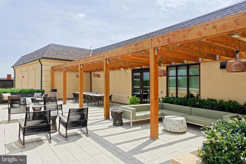 8551 CONNECTICUT AVENUE Unit: 207