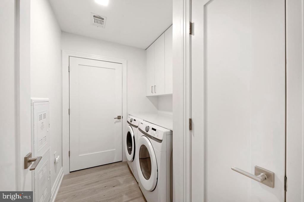 8551 CONNECTICUT AVENUE Unit: 207
