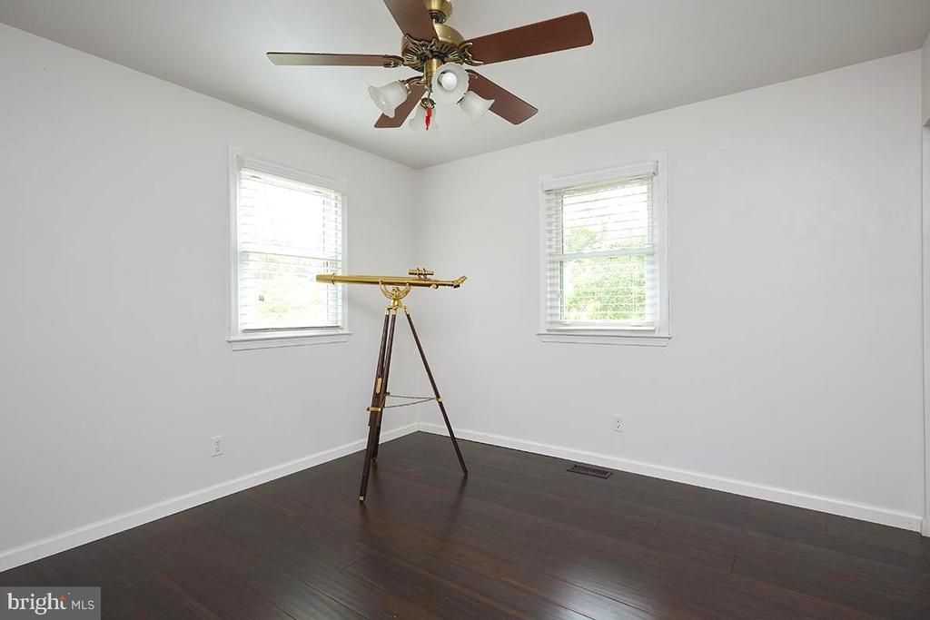 11800 THRIFT ROAD