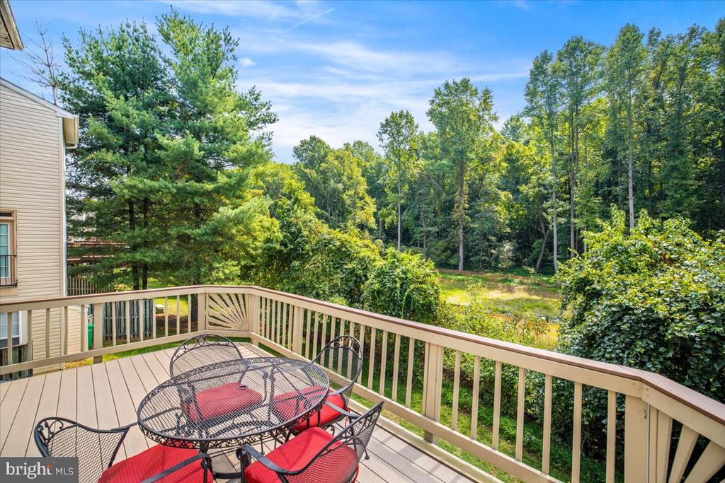 7416 SERENADE CIRCLE