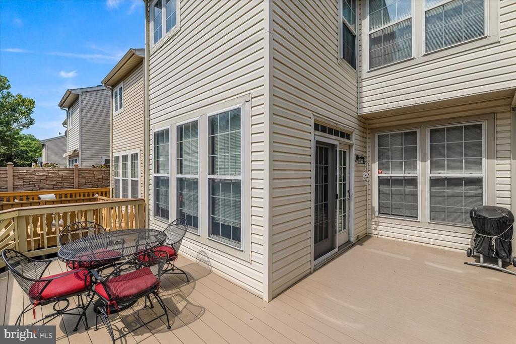 7416 SERENADE CIRCLE