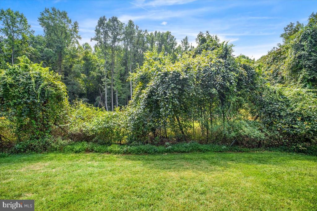 7416 SERENADE CIRCLE