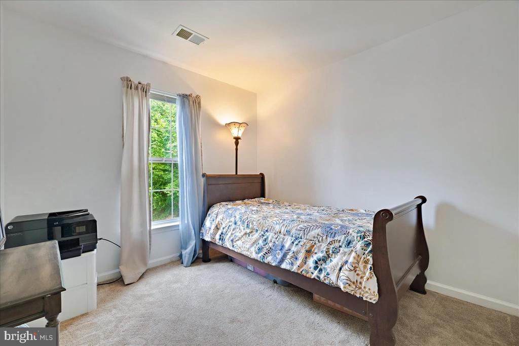 7416 SERENADE CIRCLE