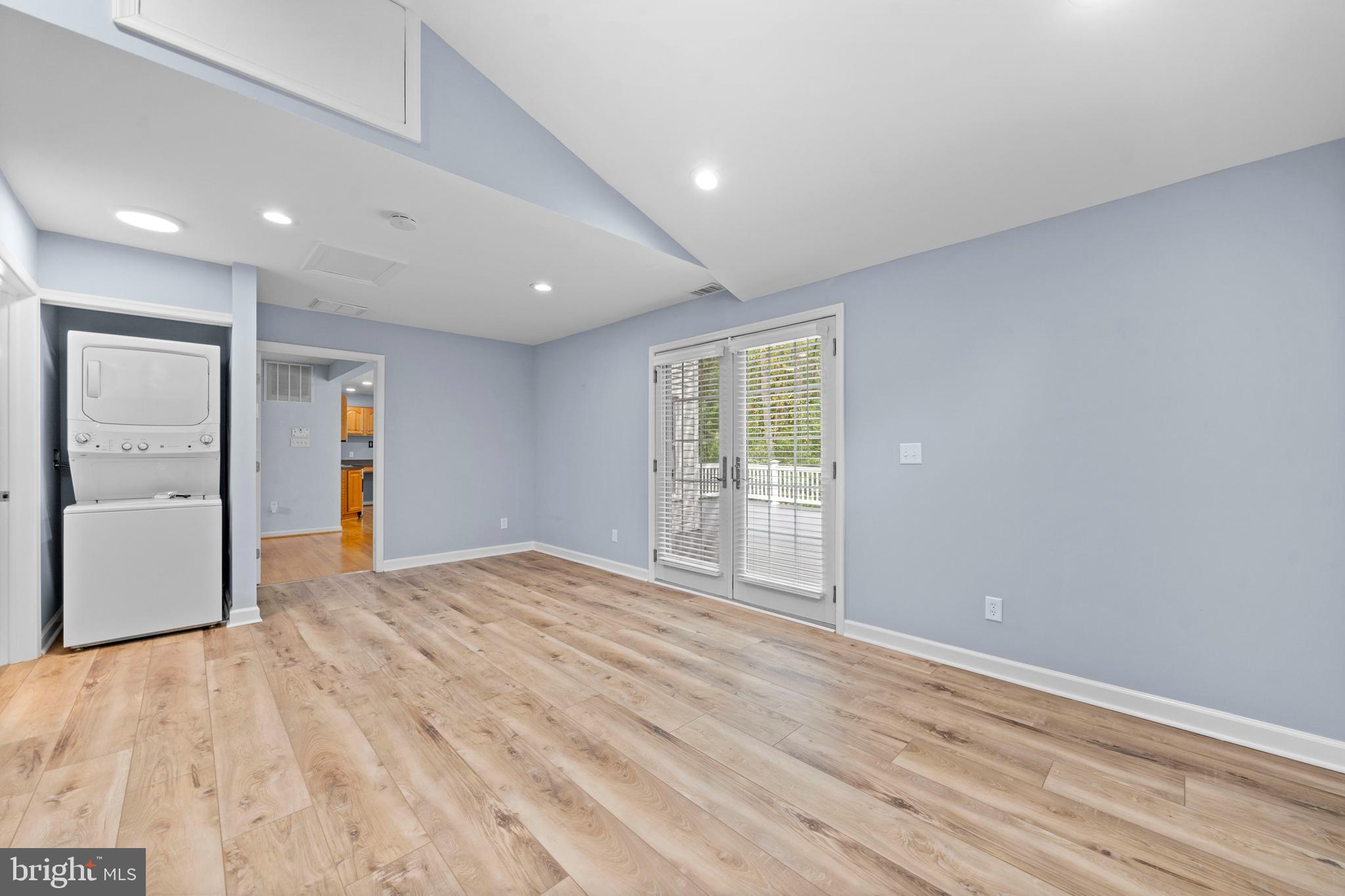 10817 RHODENDA PLACE